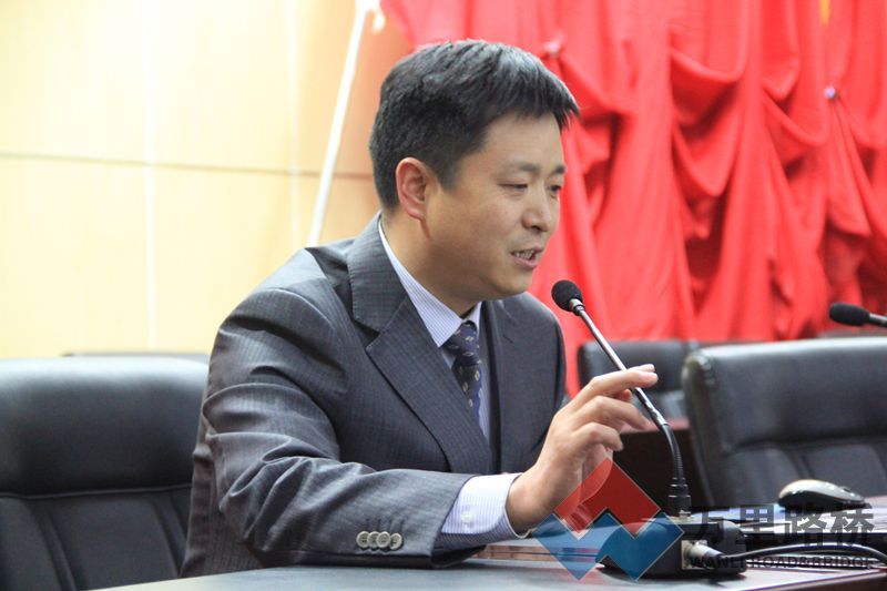 公司董事長張良奇應(yīng)邀出席許昌學(xué)院“工程·人生”專家論壇