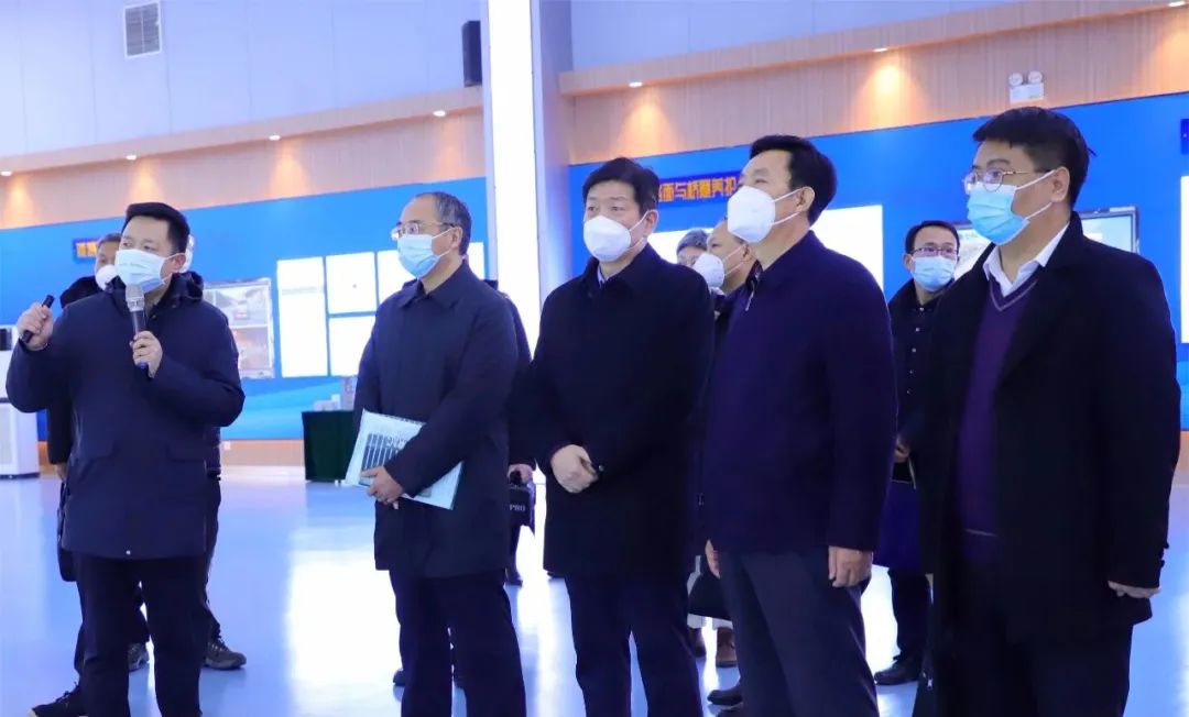 河南省委“萬人助萬企活動”第十、第十一工作組聯(lián)席蒞臨萬里交科智能制造產業(yè)園調研指導交流